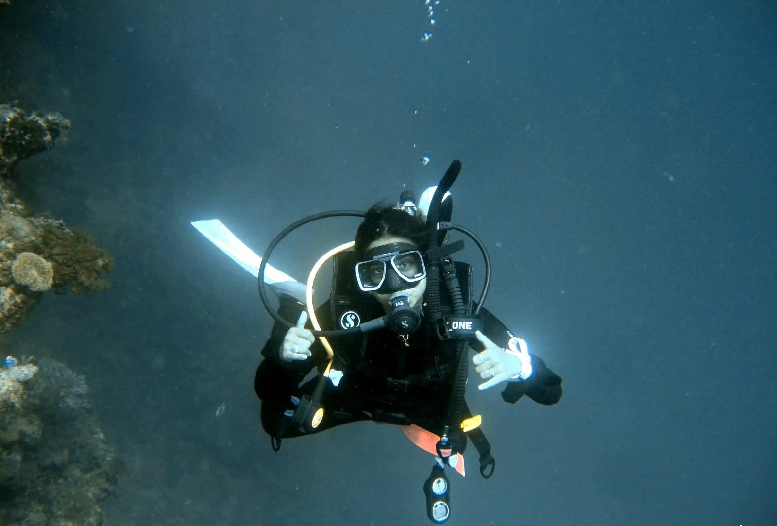 Lavanya Neti scuba diving underwater